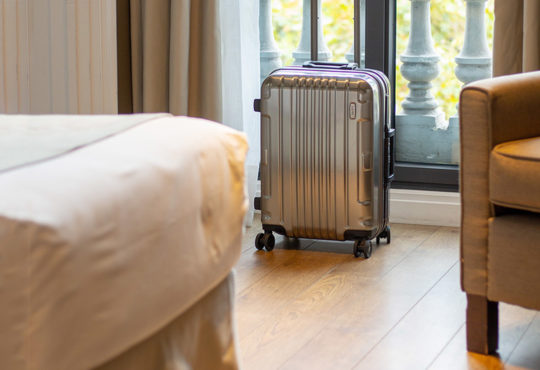 PRODUCT REVIEW: LOJEL LUGGAGE | AUTHENTIC TOOLS FOR MODERN TRAVEL